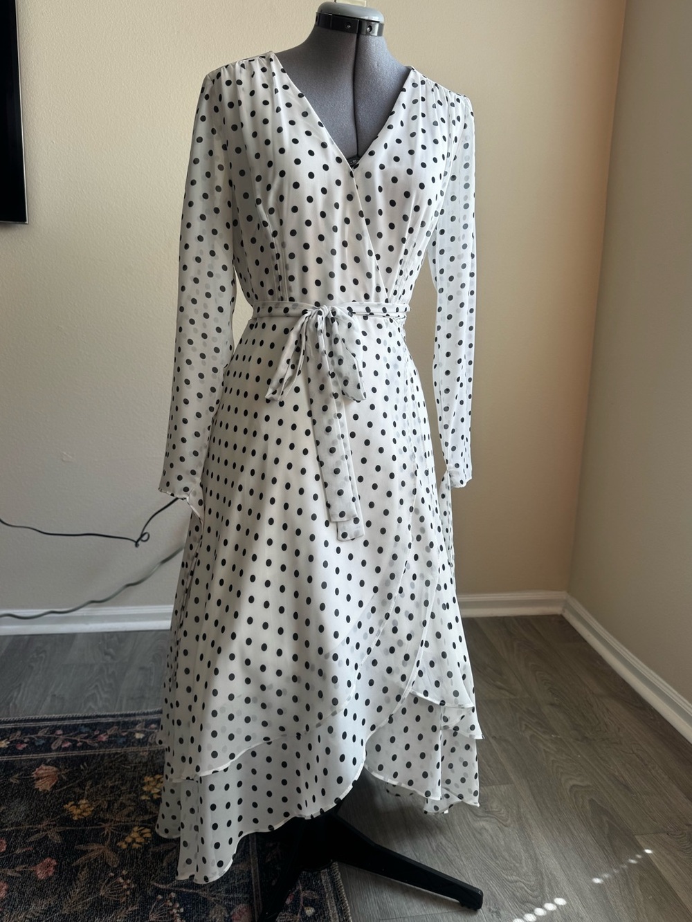 Betsey Johnson size 6 wrap dress